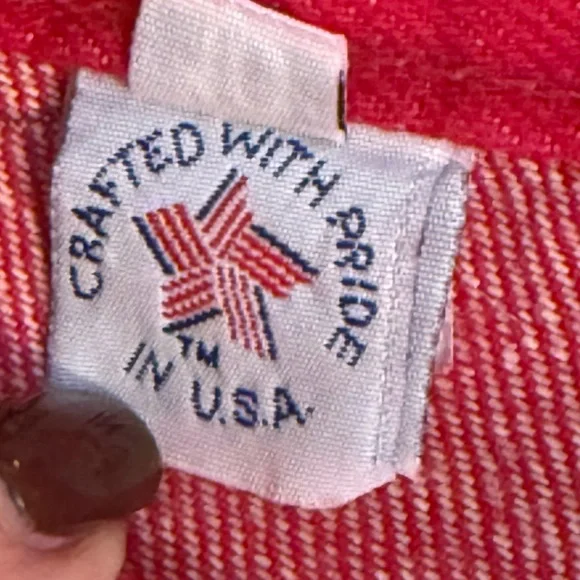 Cache Chic Red Women's Vintage Jeans w/embellished pockets. Holidays - Picture 8 of 9